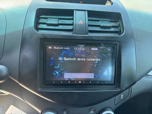 Used 2014 Chevrolet Spark LT FWD image 15