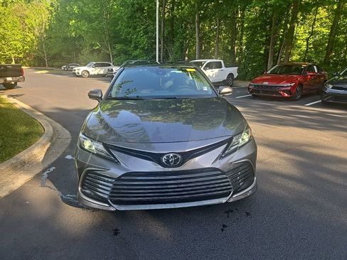 Used 2024 Toyota Camry LE w/ Convenience Package FWD image 13