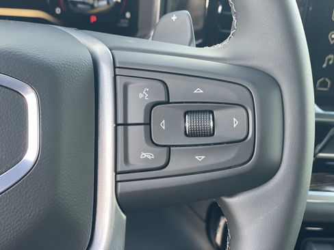 New 2026 GMC Sierra 1500 Elevation image 12