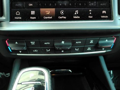 Used 2022 Maserati Levante GT image 43