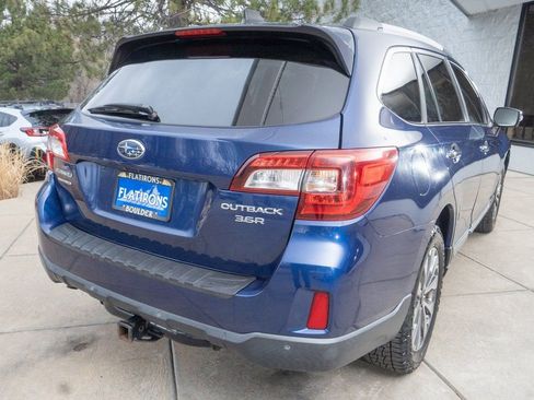 Used 2017 Subaru Outback 3.6R Touring image 6