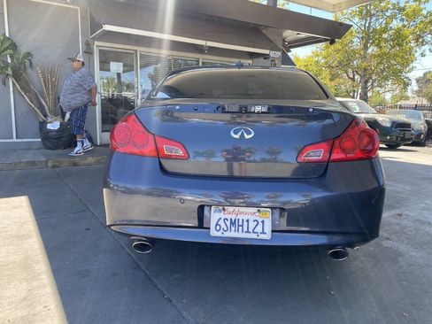 Used 2011 INFINITI G37 Journey w/ Premium Pkg RWD image 7