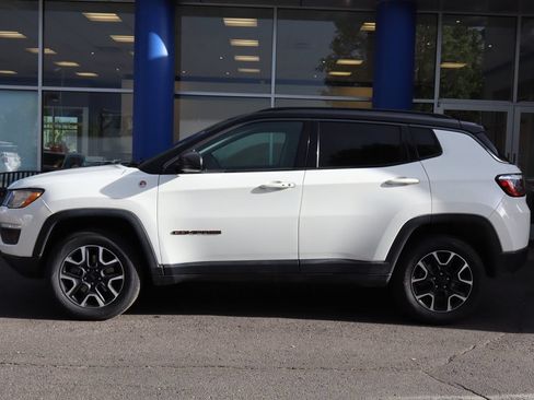 Used 2021 Jeep Compass Trailhawk AWD/4WD image 2