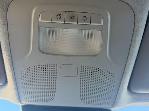Used 2022 Mercedes-Benz Metris image 24