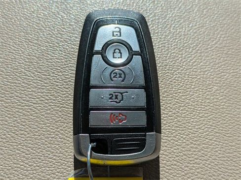 Certified 2023 Ford Expedition Limited image 29