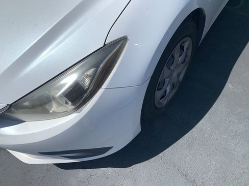 Used 2016 MAZDA MAZDA3 i Sport FWD image 2