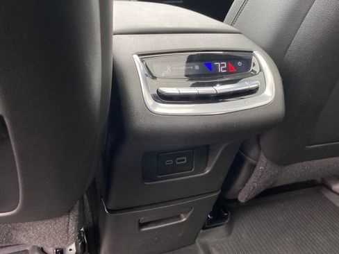 Certified 2024 Cadillac XT6 Luxury w/ LPO, Floor Liner Package FWD image 20