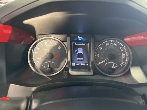 Used 2016 Toyota Tacoma SR image 41