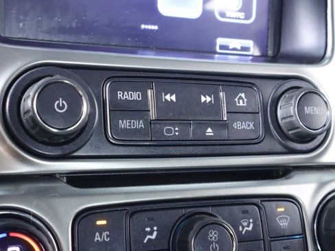Used 2018 Chevrolet Tahoe Premier RWD image 21