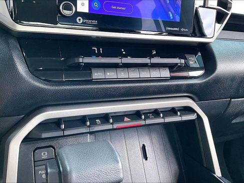 Used 2022 Toyota Tundra SR5 w/ TRD Off-Road Package image 16