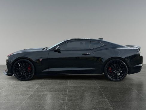 Used 2019 Chevrolet Camaro SS image 4