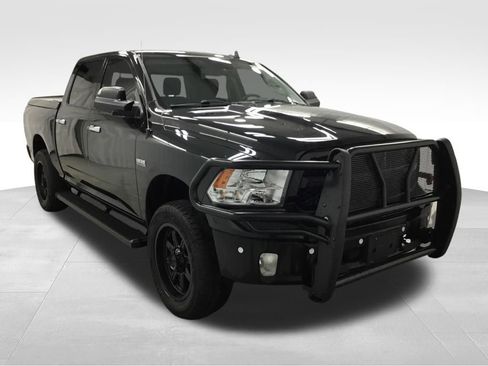 Used 2017 RAM 1500 Big Horn AWD/4WD image 3