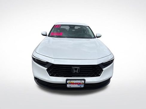 Used 2025 Honda Accord LX image 8