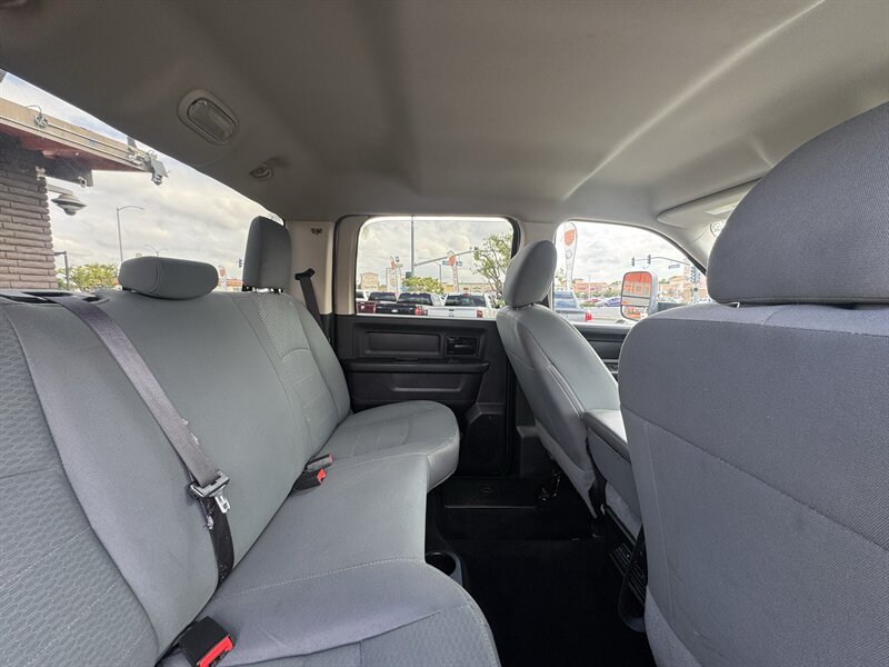 Used 2016 RAM 2500 Tradesman w/ Chrome Appearance Group AWD/4WD image 41