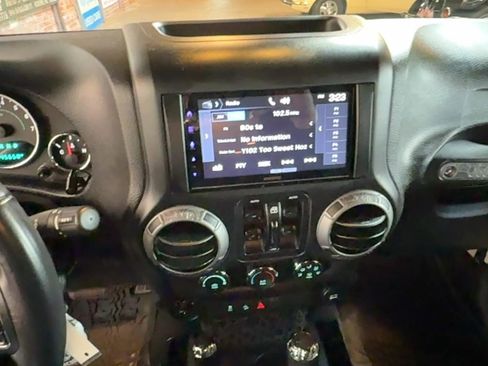 Used 2017 Jeep Wrangler Unlimited Sport w/ Quick Order Package 24S image 20