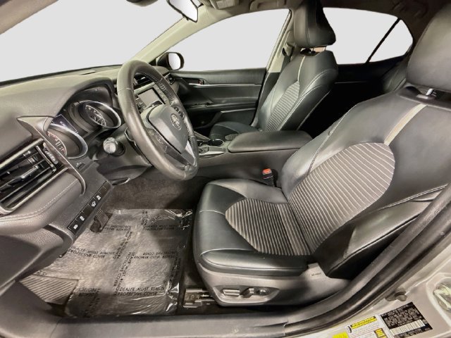 Used 2020 Toyota Camry SE w/ Carpet Mat Package FWD image 19