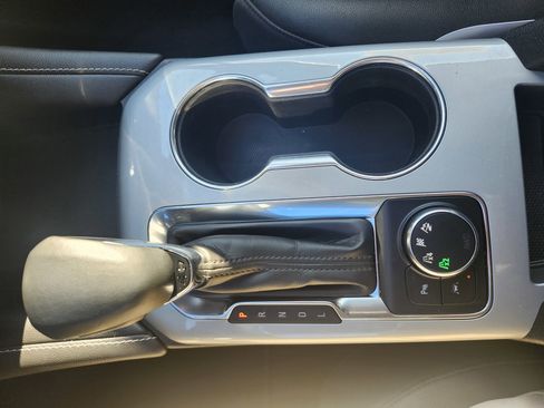 Used 2023 Chevrolet Blazer LT image 24