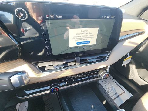 New 2026 Chevrolet Equinox ACTIV w/ Safety and Technology Package image 18