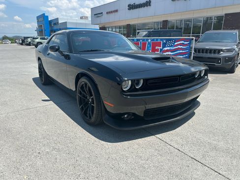 Used 2022 Dodge Challenger R/T w/ Performance Plus Package image 4