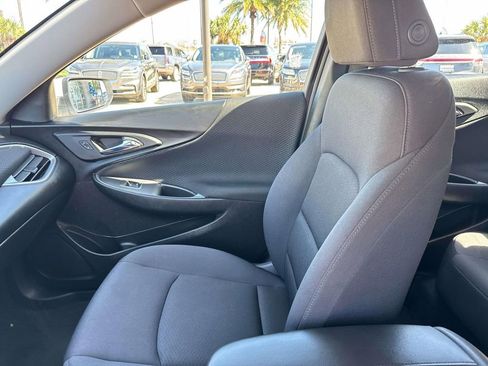 Used 2023 Chevrolet Malibu LT image 18