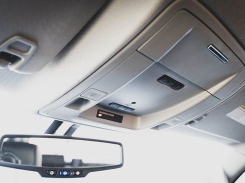 Used 2017 GMC Sierra 1500 SLT w/ SLT Premium Package image 16