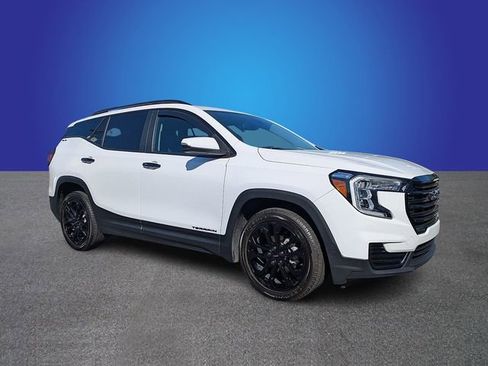 Used 2022 GMC Terrain SLE w/ Driver Convenience Package image 7