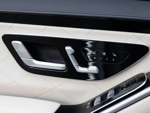 Used 2022 Mercedes-Benz S 580 4MATIC Sedan image 23