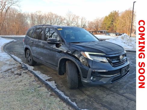 Used 2020 Honda Pilot Black Edition image 3