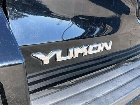 Used 2016 GMC Yukon SLT image 29