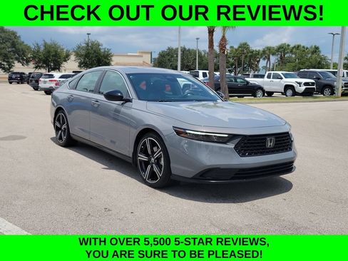 Used 2023 Honda Accord Sport image 3