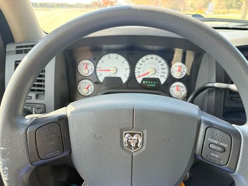 Used 2007 Dodge Ram 1500 Truck ST w/ SXT Group image 34