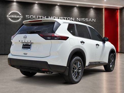 New 2026 Nissan Rogue S FWD image 4