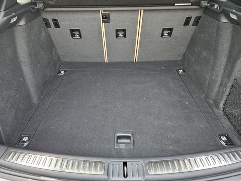 Certified 2026 Porsche Macan image 31