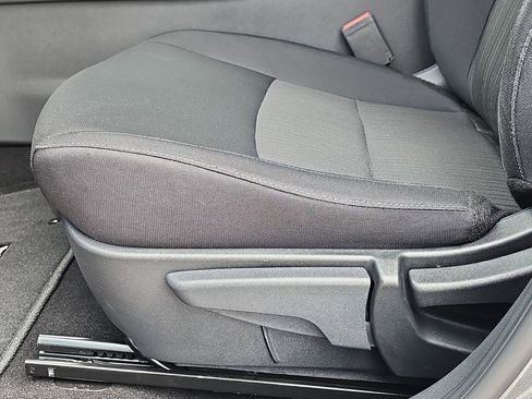 Used 2024 Nissan Sentra SV image 28