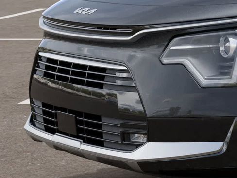 New 2025 Kia Niro EX Touring image 12