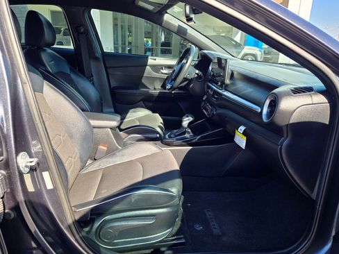 Used 2023 Kia Forte GT-Line image 6