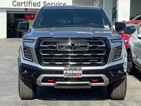 New 2026 GMC Yukon AT4 w/ AT4 Premium Package AWD/4WD image 3