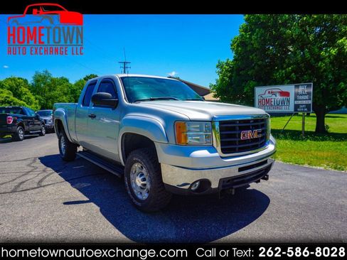 Used 2010 GMC Sierra 2500 SLE w/ SLE Preferred Package AWD/4WD image 1