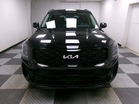 Used 2022 Kia Telluride EX w/ EX Premium Package image 17