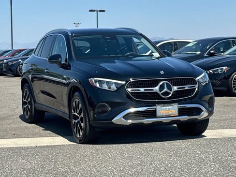 Certified 2025 Mercedes-Benz GLC 350e 4MATIC image 4
