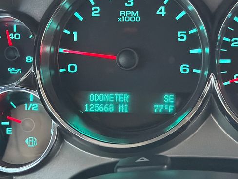 Used 2014 GMC Sierra 3500 SLE AWD/4WD image 24