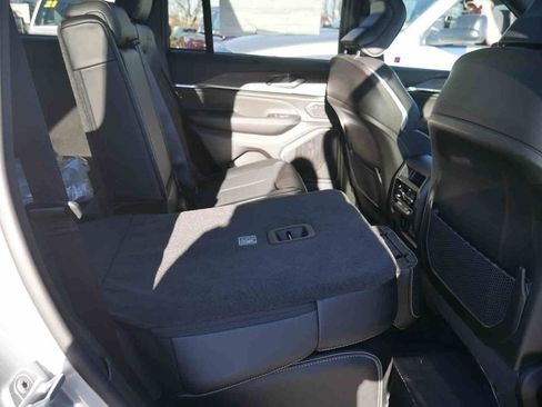 New 2025 Jeep Grand Cherokee Overland w/ Adv Protech Group III image 16