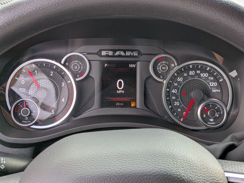 New 2026 RAM 2500 Tradesman AWD/4WD image 17