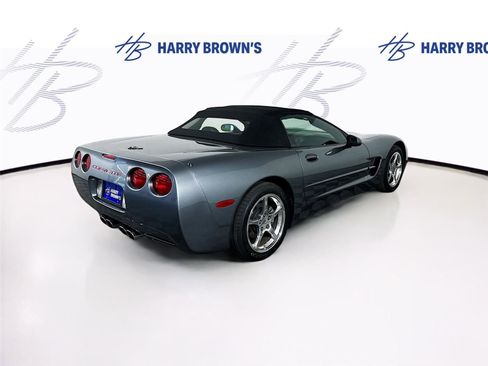 Used 2004 Chevrolet Corvette Convertible w/ Preferred Equipment Group RWD image 26
