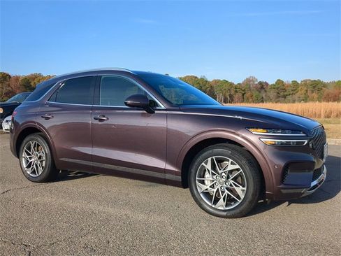 Used 2023 Genesis GV70 2.5T w/ Advanced Package image 2