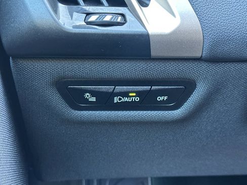 Used 2025 BMW iX xDrive50 image 37