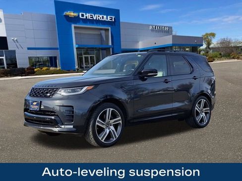 Used 2023 Land Rover Discovery HSE R-Dynamic image 4