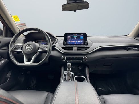 Used 2023 Nissan Altima 2.5 SR image 10