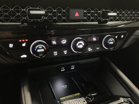 Certified 2024 Honda Accord Touring image 24