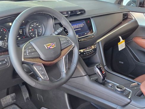 New 2026 Cadillac XT5 Premium Luxury w/ Driver Assist Package FWD image 15